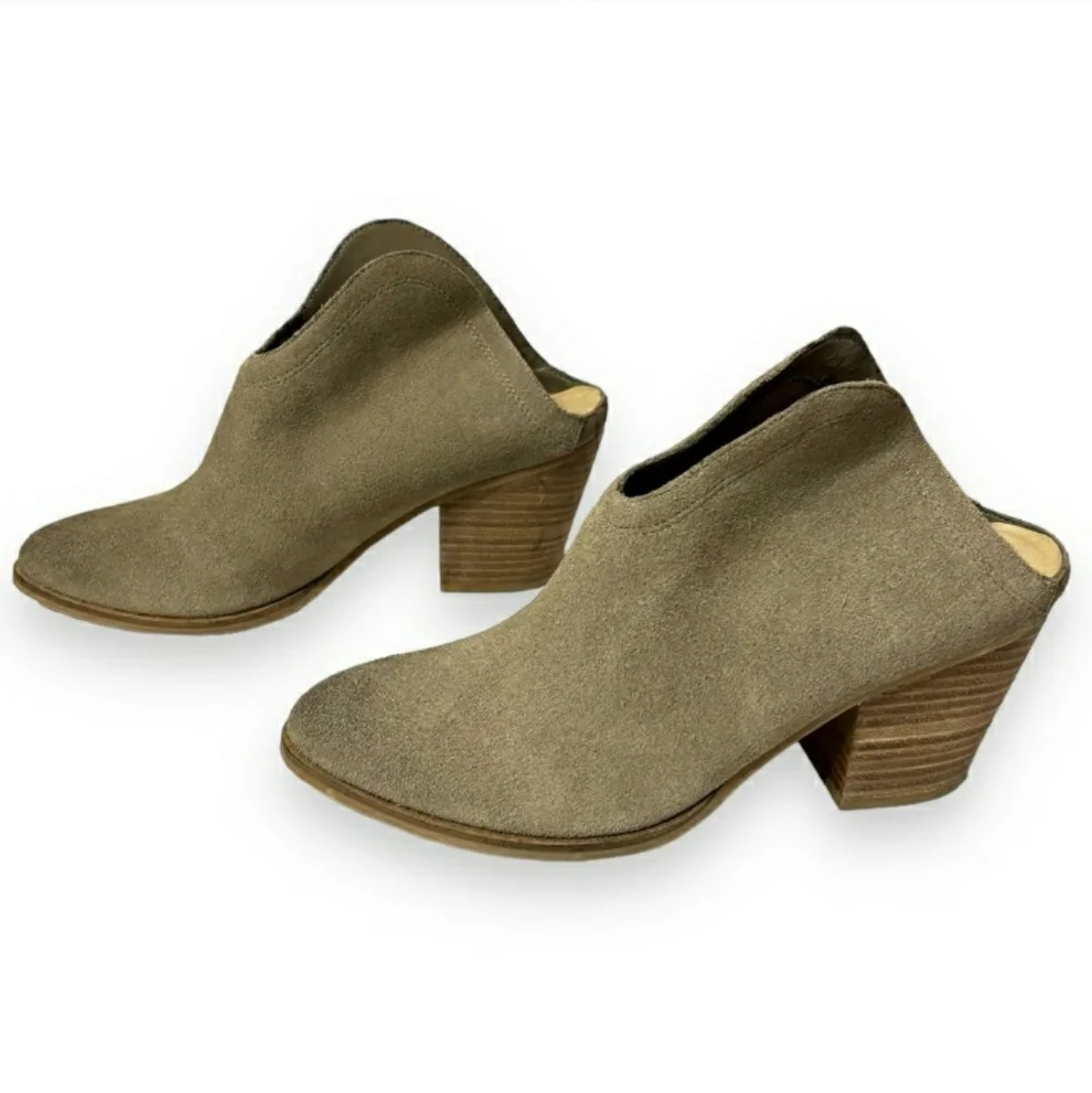 CHINESE LAUNDRY Kelso Suede Open Backed Bootie NWOT!